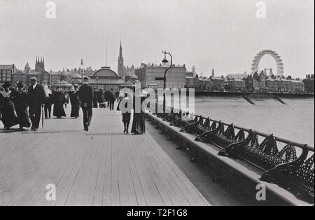 Blackpool dal North Pier Foto Stock