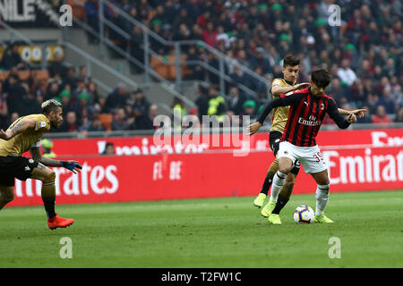 Milano, Italia. 02Th Aprile, 2019. Lucas Paqueta del Milan in azione durante la serie di una partita di calcio tra AC Milan e Udinese Calcio. Credito: Marco Canoniero/Alamy Live News Foto Stock