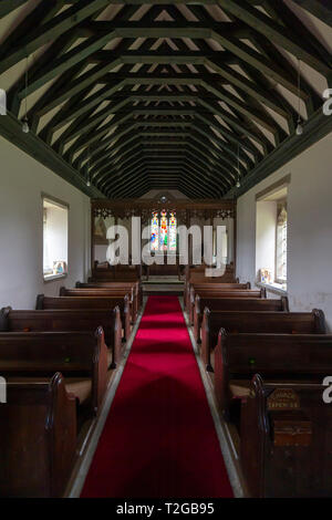 All'interno della piccola chiesa di St Marys, Oldberrow, Warwickshire, West Midlands. Foto Stock