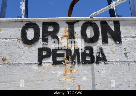 Vecchia barca in legno "Orion". Quirimba Isola Arcipelago Quirimbas, Mozambico AFRICA ORIENTALE Foto Stock