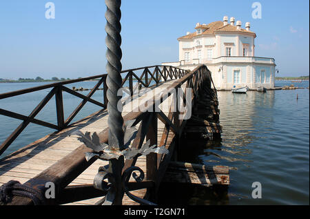 Royal borbonica e caccia Lodge Di pesca sul lago Fusaro Foto Stock