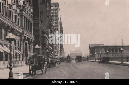 Michigan Boulevard, guardando a nord. L' Auditorium & Belle Arti Edificio, Chicago Club, scambio ferroviario, Montgomery Ward & Co. Foto Stock