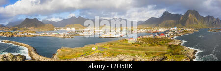Panorama di Svolvaer in Norvegia, Europa Foto Stock