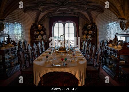 La sala da pranzo, Palazzo Nazionale Pena, il paesaggio culturale di Sintra, Sintra, Portogallo Foto Stock