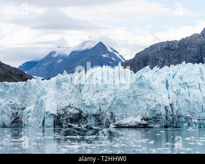 Il Ghiacciaio Margerie, la cui faccia è ritirata, nel Parco Nazionale di Glacier Bay, a sud-est di Alaska, Stati Uniti d'America Foto Stock