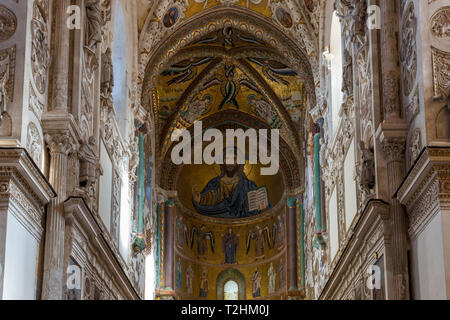 Interno del Duomo di Cefalu, Sicilia, Italia, Europa Foto Stock