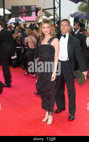 CANNES, Francia. 10 maggio 2000: attrice Calista Flockhart all'apertura notturna di gala per lo screening di Vatel al Cannes Film Festival. Immagine: Paul Smith/Featureflash Foto Stock