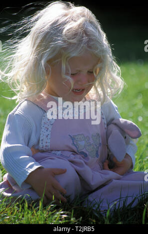 Bambina avente un tantrum Foto Stock