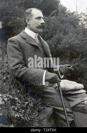 EDWARD ELGAR (1857-1934), compositore inglese circa 1900 Foto Stock