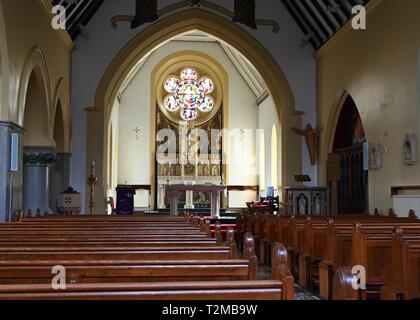 Interno della St Anne's Chiesa Cattolica, Buxton, Derbyshire Foto Stock