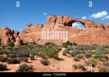 Skyline Arch, Arches National Park nello Utah, America. Foto Stock