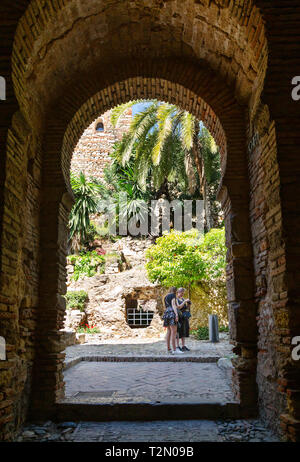 Il medievale Alcazaba de Malaga risalente all XI secolo, Malaga città vecchia, Andalusia, Spagna Europa Foto Stock