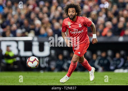 Mestalla stadio, Valencia, Spagna. 3 apr, 2019. La Liga calcio, Valencia contro il Real Madrid; Marcelo del Real Madrid in azione Credit: Azione Plus sport/Alamy Live News Foto Stock