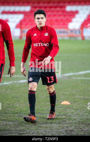 Accrington, Lancashire, Regno Unito. 3 apr, 2019. Il Sunderland Luca O'Nien si riscalda durante la scommessa del Cielo lega 1 corrispondenza tra Accrington Stanley e Sunderland al Fraser Eagle Stadium, Accrington mercoledì 3 aprile 2019. (Credit: Ian Charles | Credit: MI News & Sport /Alamy Live News Foto Stock