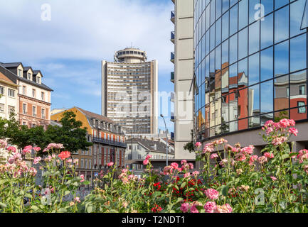 Vista sulla città di Mulhouse in Alsazia in Francia Foto Stock