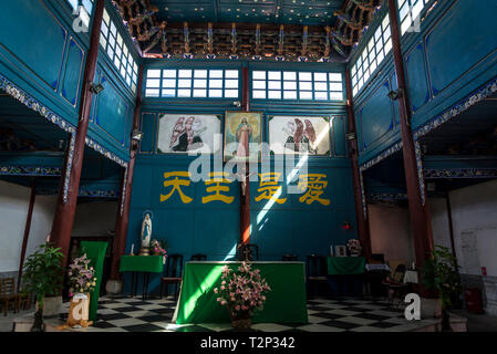 Dali e Chiesa cattolica, alla Vecchia Citta' di Dali, nella provincia dello Yunnan in Cina Foto Stock