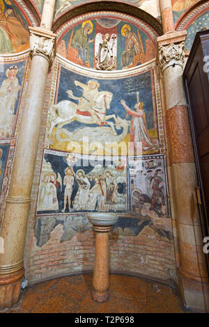 All'interno del famoso Battistero di Parma riccamente decorato da affreschi e sculpturs, Parma, Emilia Romagna, Italia. Foto Stock