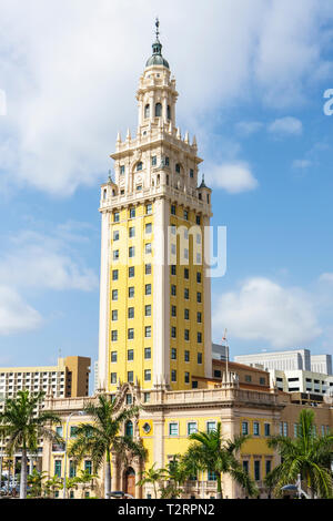 Miami Florida, Biscayne Boulevard, Freedom Tower, edificio, rinascita spagnola, Schultze & Weaver, costruito nel 1925, ornate, simbolo. Rifugiati cubani,esilio,i Foto Stock