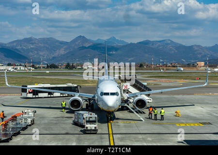 In aereo al gate terminale pronti per il decollo Foto Stock