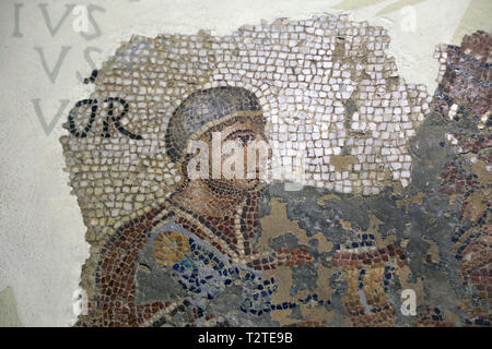 Mosaico romano. Chariot racing nel circus. 4 cent. Dal vecchio Palazzo Reale. Antica Barcino (Barcellona). Spagna. Foto Stock
