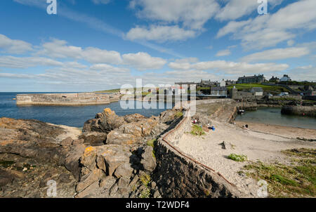 Dinnet Porto sulla costa di Aberdeenshire nel nord est della Scozia Foto Stock