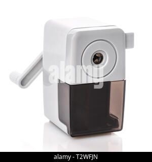 Nero Grigio meccanica sharpener isolato su uno sfondo bianco. forniture per ufficio telaio Foto Stock