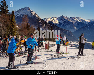 Sport invernali, zona sciistica Hochimst, Imst, Tirolo, Austria, Europa Foto Stock