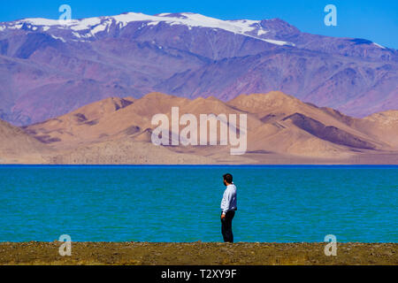 Incredibile Pamir Highway in Tagikistan, dell'Asia centrale Foto Stock