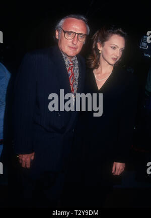 BEL-AIR, CA - MARZO 14: Attore Dennis Hopper e la moglie Victoria Duffy frequentare Tina Brown ospita 'New Yorker va al cinema" il 14 marzo 1994 all'Hotel Bel-Air a Bel-Air, California. Foto di Barry re/Alamy Stock Photo Foto Stock