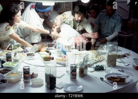ALIEN, Sigourney Weaver, YAPHET KOTTO, Tom Skerritt, John Hurt , IAN HOLM, 1979 Foto Stock