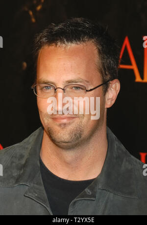 Matthew Perry al 'lacrime del sole Premiere' nel Westwood Village, Los Angeles, CA il 3 marzo 2003 Photo credit: SBM / PictureLux Riferimento File # 33790 446SBMPLX Foto Stock