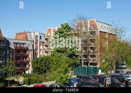 Plattenbauten e moderni edifici residenziali, Rostock, Meclenburgo-Pomerania Occidentale, Germania, Europa IPlattenbauten, Moderne Wohngebäude, Rostock, Mecklenbur Foto Stock