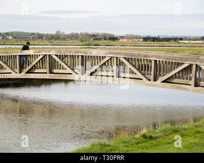 Sheerness, Kent, Regno Unito. 5 Aprile, 2019. Regno Unito Meteo: una mattina di sole in Sheerness, Kent e la sensazione di essere più caldo. Credito: James Bell/Alamy Live News Foto Stock