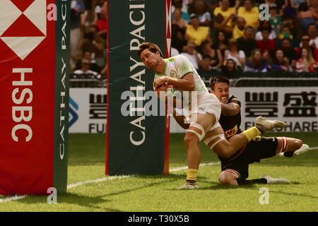 Hong Kong, Cina. 5 apr, 2019. La Germania ha vinto Cook Island 10-7 il primo giorno il qualificatore corrispondono, HK Sevens 2019.Aprile-5, 2019 Hong Kong.ZUMA/Liau Chung-ren Credito: Liau Chung-ren/ZUMA filo/Alamy Live News Foto Stock