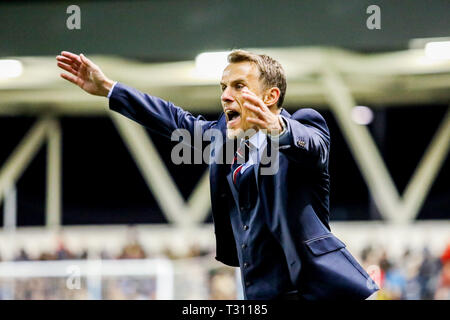Manchester, Regno Unito. 30 Mar, 2019. MANCHESTER, INGHILTERRA 5 Aprile in Inghilterra le donne manager Phil Neville durante la International amichevole tra Inghilterra donne e donne in Canada presso l'Accademia Stadium e Manchester venerdì 5 aprile 2019. (Credit: Tim Markland | MI News) Credito: MI News & Sport /Alamy Live News Foto Stock