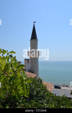 Estate Palazzo della Regina Marie & Giardini Botanici, Balchik Bulgaria, completato nel 1926 da re Ferdinando di Romania per sua moglie inglese Regina Marie Foto Stock