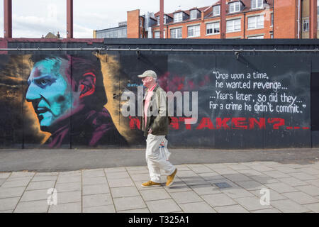 Errore da theArtful Dodger artista di strada a Southwark, Londra, Regno Unito Foto Stock