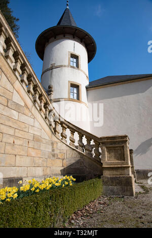 Splendidi giardini di Ansembourg castello situato a valle dei sette castelli a Lussemburgo. Foto Stock