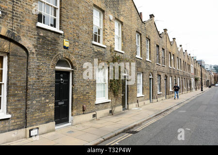 Georgiani terrazzati su alloggiamento Roupell Street a Lambeth, London, Regno Unito Foto Stock