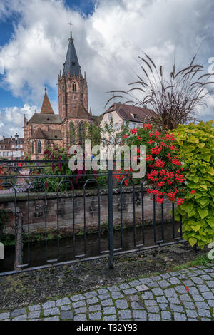 Città vecchia in Alsazia, Wissembourg. Foto Stock