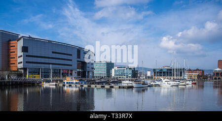 Belfast Harbour e il Titanic Quarter di Belfast in Irlanda del Nord Foto Stock