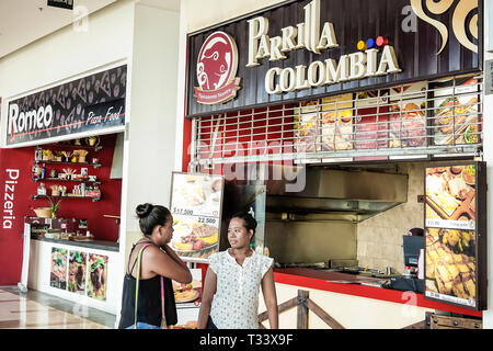 Cartagena Colombia, Bocagrande, Centro Comercial Nao plaza centro commerciale al coperto, campo da cucina, Parrilla Colombia, ristorante, ispanico latino latino latino latino latino latino immino etnia Foto Stock