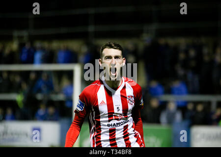 JAMIE MCDONAGH di Derry City FC durante il Airtricity League fixture tra Finn arpe FC & Derry City FC al Finn Park, Ballybofey Foto Stock