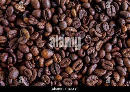 Full frame shot di caffè torrefatto in grani Foto Stock