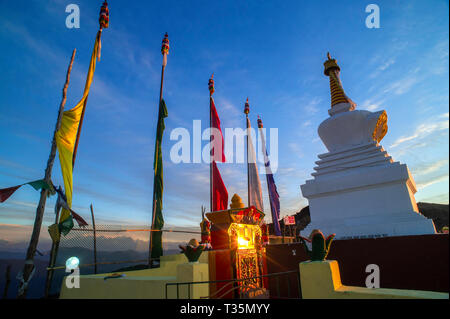 Alba a nord-est di Himalaya, Sandakphu, Bengala Occidentale, India. Foto Stock