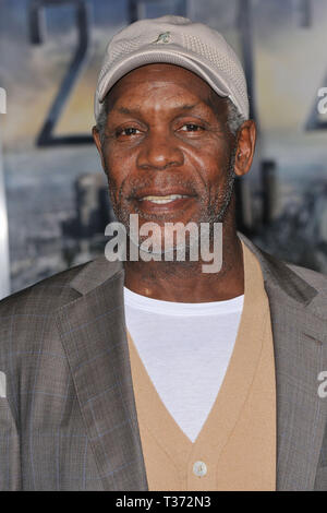 Danny Glover - 2012 Premiere al Regal Cinemas LA Dive in Downtown Los Angeles.GloverDanny 34 Red Carpet Event, verticale, STATI UNITI D'AMERICA, industria cinematografica, celebrità, fotografia, Bestof, arte cultura e intrattenimento, Topix celebrità moda / Verticale, meglio di, evento nella vita di Hollywood - California, moquette rossa e dietro le quinte, USA, industria cinematografica, celebrità, movie celebrità, personaggi televisivi, musica celebrità, fotografia, Bestof, arte cultura e intrattenimento, Topix, headshot, verticale, una persona, dall'anno , 2009, inchiesta tsuni@Gamma-USA.com Foto Stock