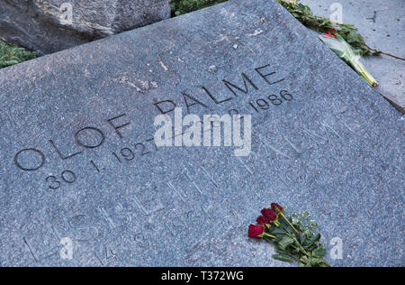 Tomba di assassinato il Primo ministro svedese Olof Palme e sua moglie Lisbeth, la Chiese di Adolf Fredrik, Norrmalm, Stoccolma, Svezia e Scandinavia Foto Stock