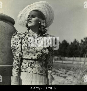 Attrice italiana Ruby Dalma nel film "C'è sempre onu ma', Tirrenia, Italia 1942 Foto Stock
