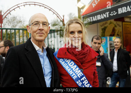 Parigi, Francia, 5 Aprile 2019.Jose Ferreira e Sandra Ferreira, Francia Madame 2019 assistere alla cerimonia di inaugurazione della fiera di Trone fino 2019 Foto Stock