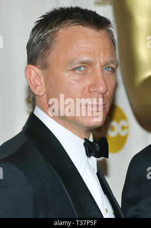 Daniel Craig- 81th Premi Oscar al Kodak Theatre di Los Angeles.CraigDaniel 410 Red Carpet Event, verticale, STATI UNITI D'AMERICA, industria cinematografica, celebrità, fotografia, Bestof, arte cultura e intrattenimento, Topix celebrità moda / Verticale, meglio di, evento nella vita di Hollywood - California, moquette rossa e dietro le quinte, USA, industria cinematografica, celebrità, movie celebrità, personaggi televisivi, musica celebrità, fotografia, Bestof, arte cultura e intrattenimento, Topix, headshot, verticale, una persona, dall'anno , 2009, inchiesta tsuni@Gamma-USA.com Foto Stock